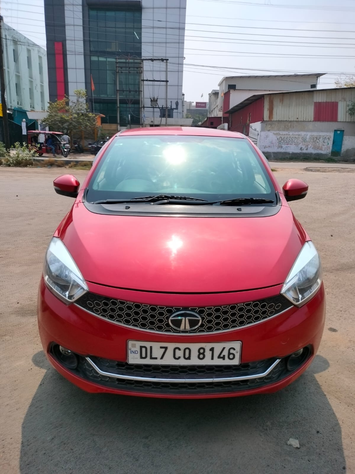 Tigor image 4 Tigor image 4