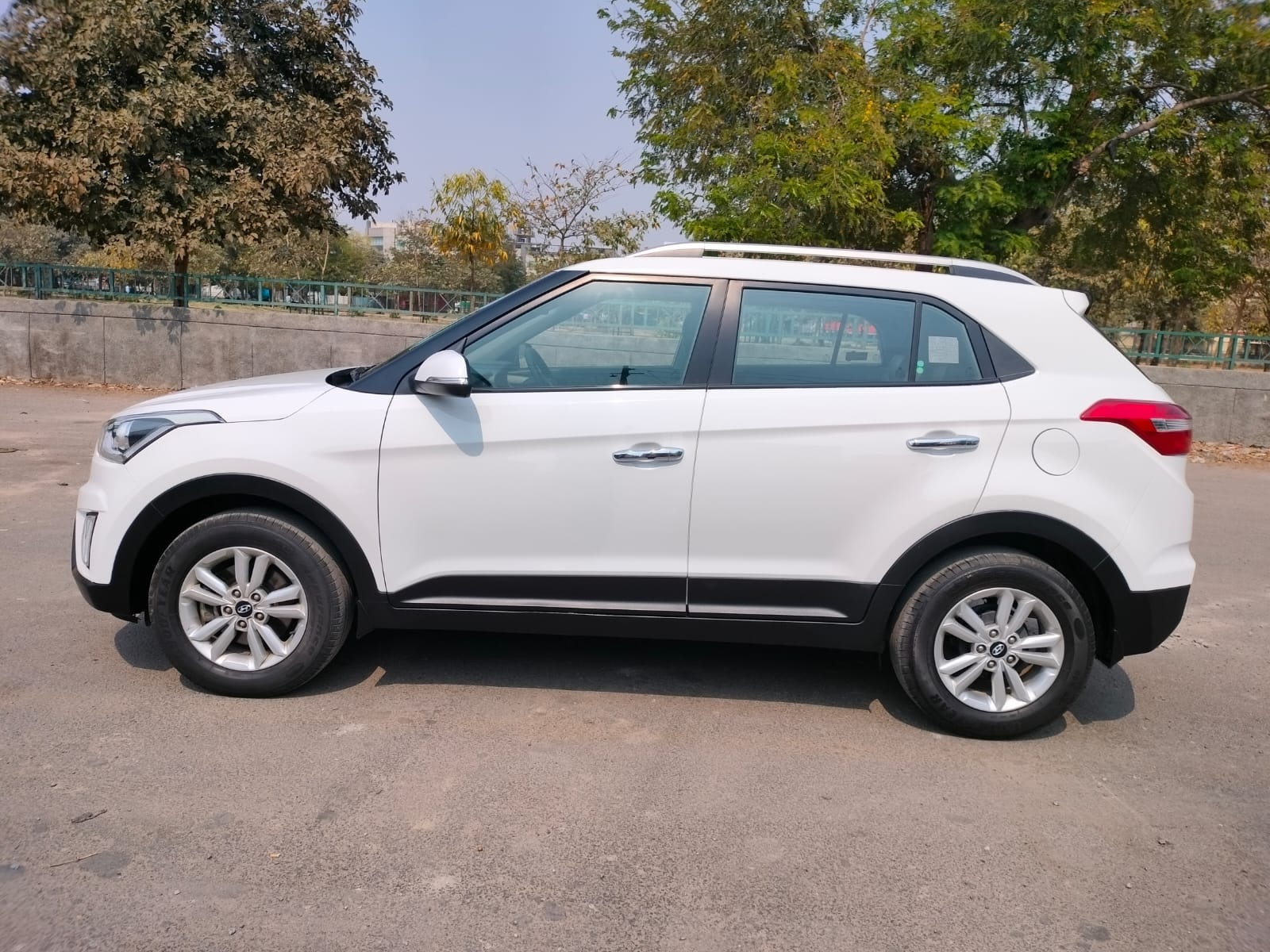 Creta image 2 Creta image 2