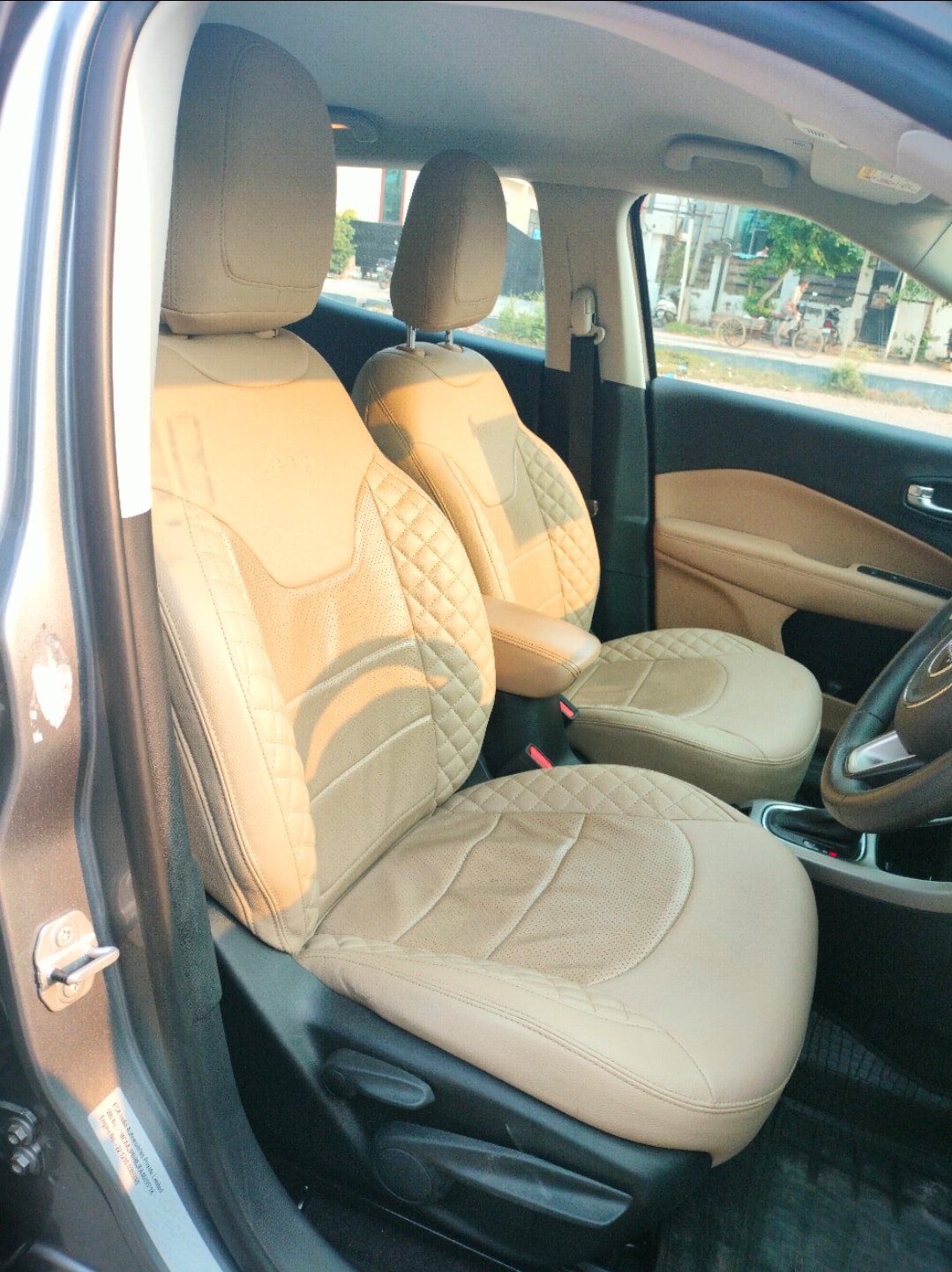 Compass image 14 Compass image 14