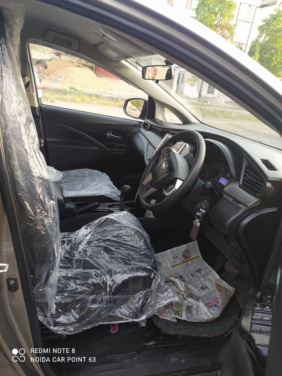 Innova Crysta image 12 Innova Crysta image 12