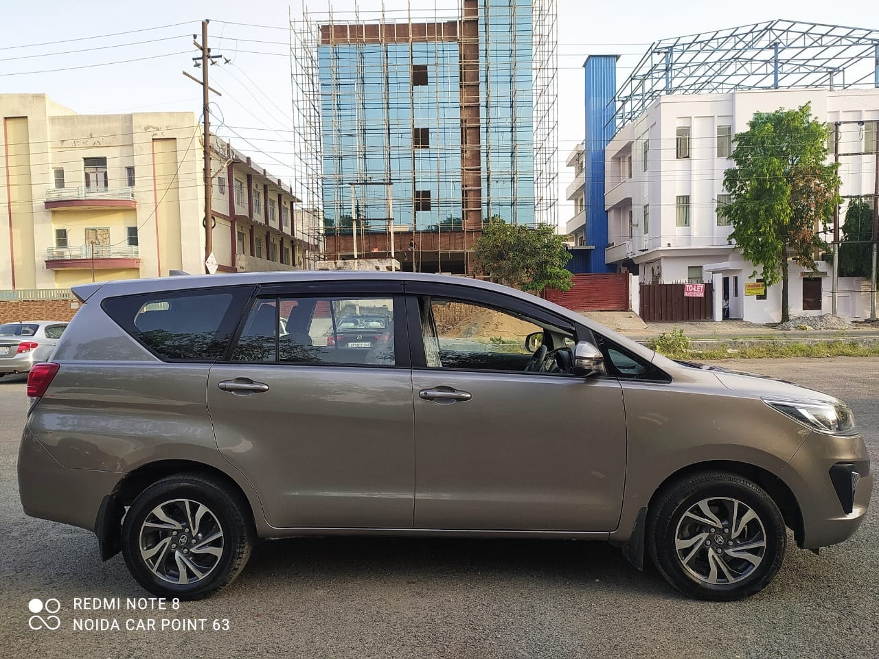 Innova Crysta image 6 Innova Crysta image 6