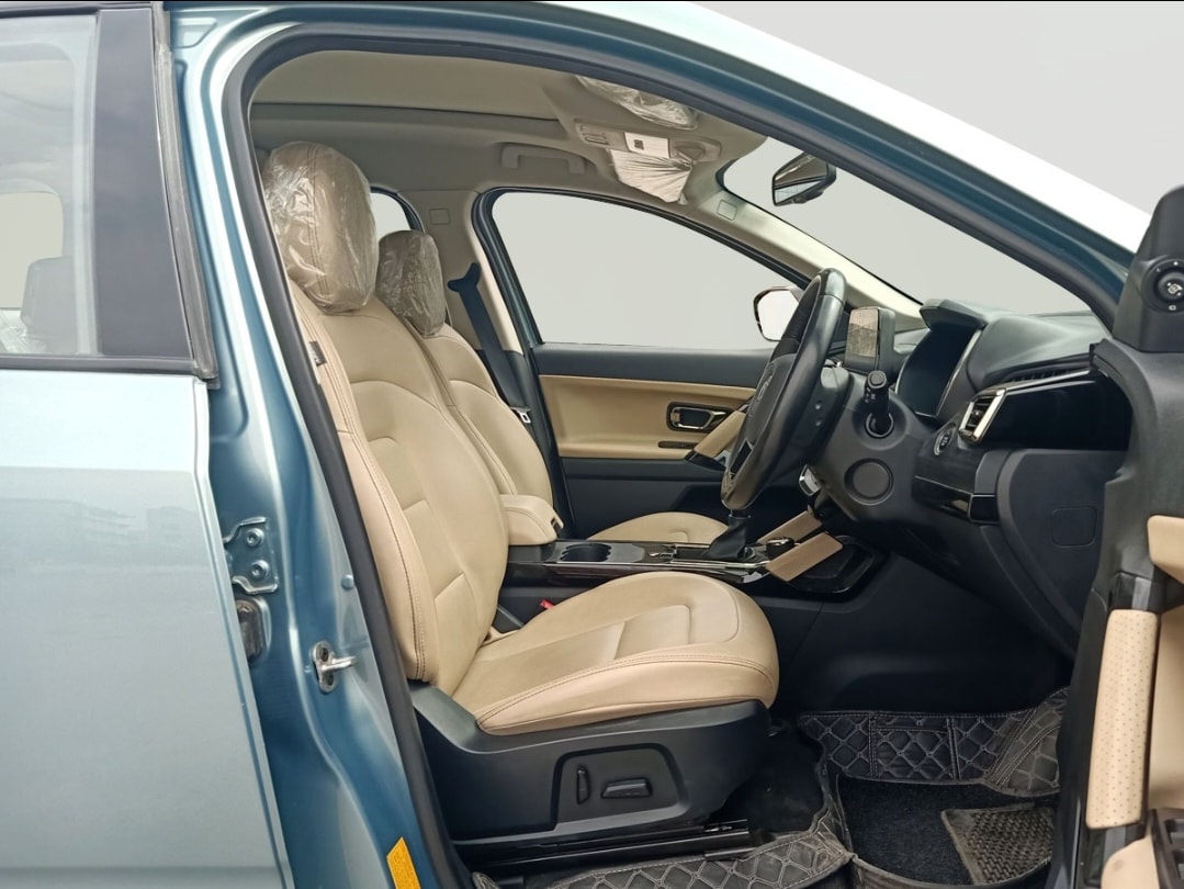 Safari image 14 Safari image 14