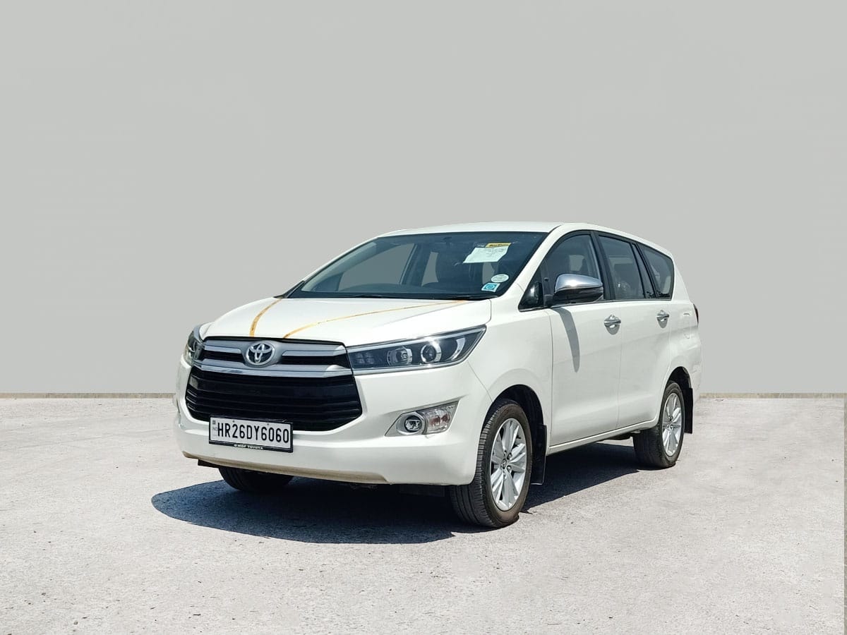 Innova Crysta image 1 Innova Crysta image 1