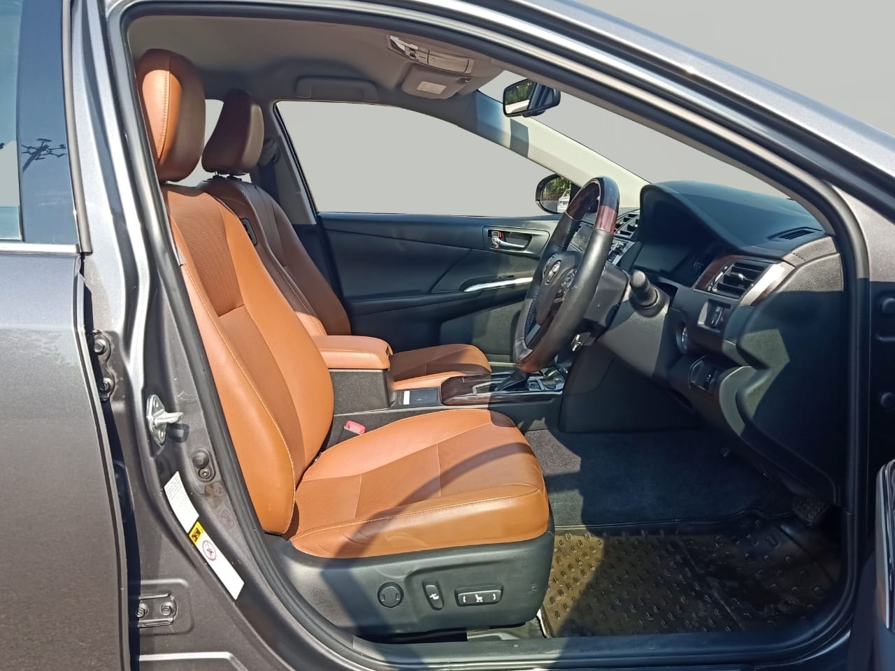 Camry image 16 Camry image 16