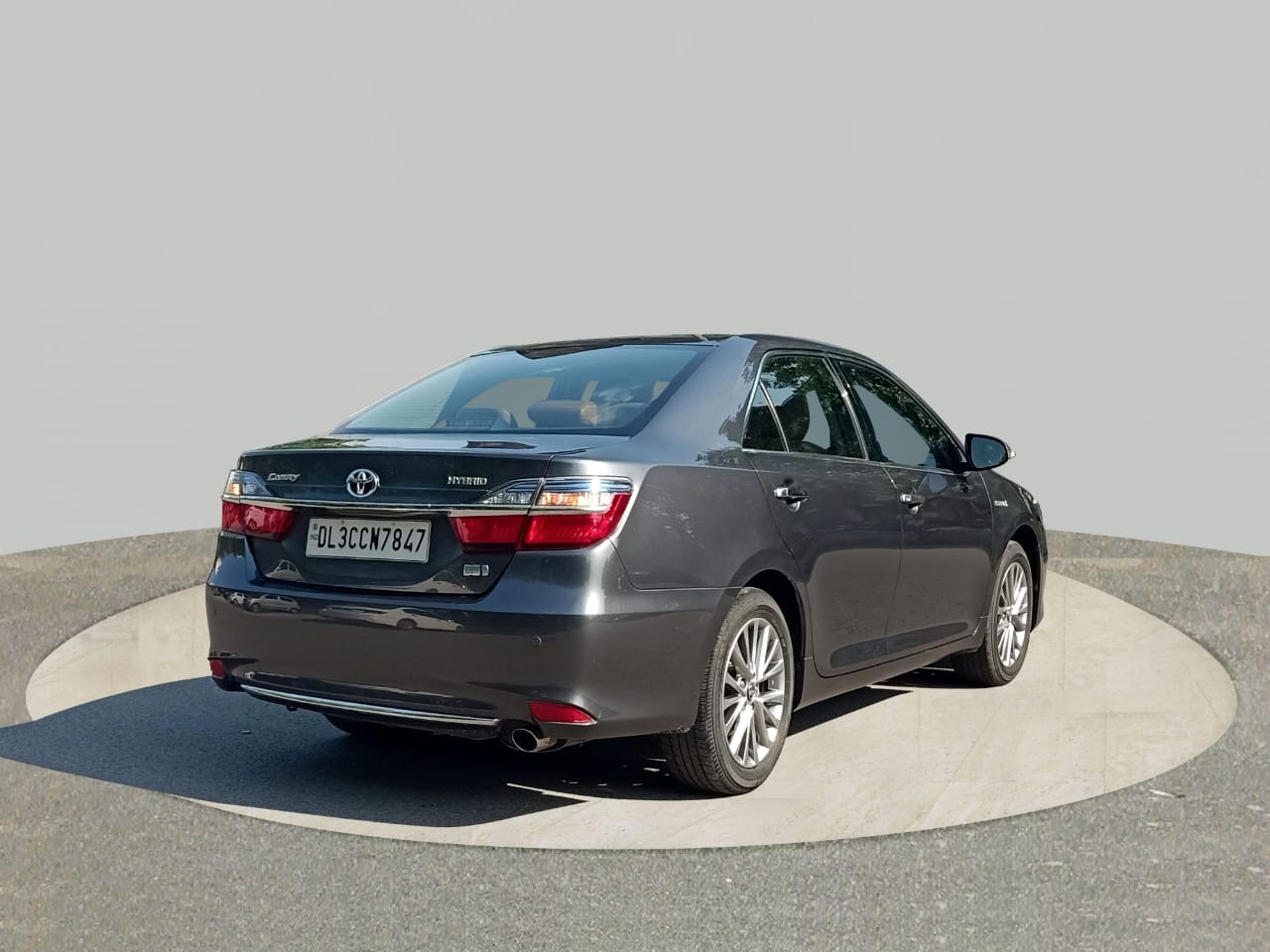 Camry image 5 Camry image 5