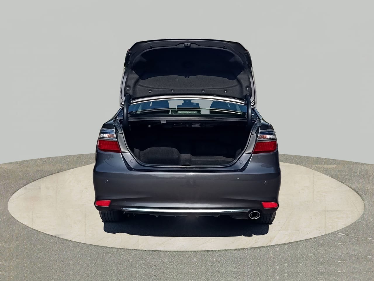 Camry image 10 Camry image 10