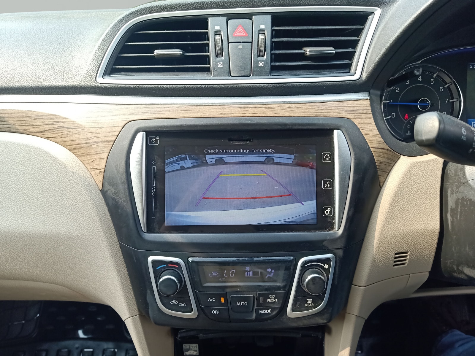 Ciaz image 12 Ciaz image 12