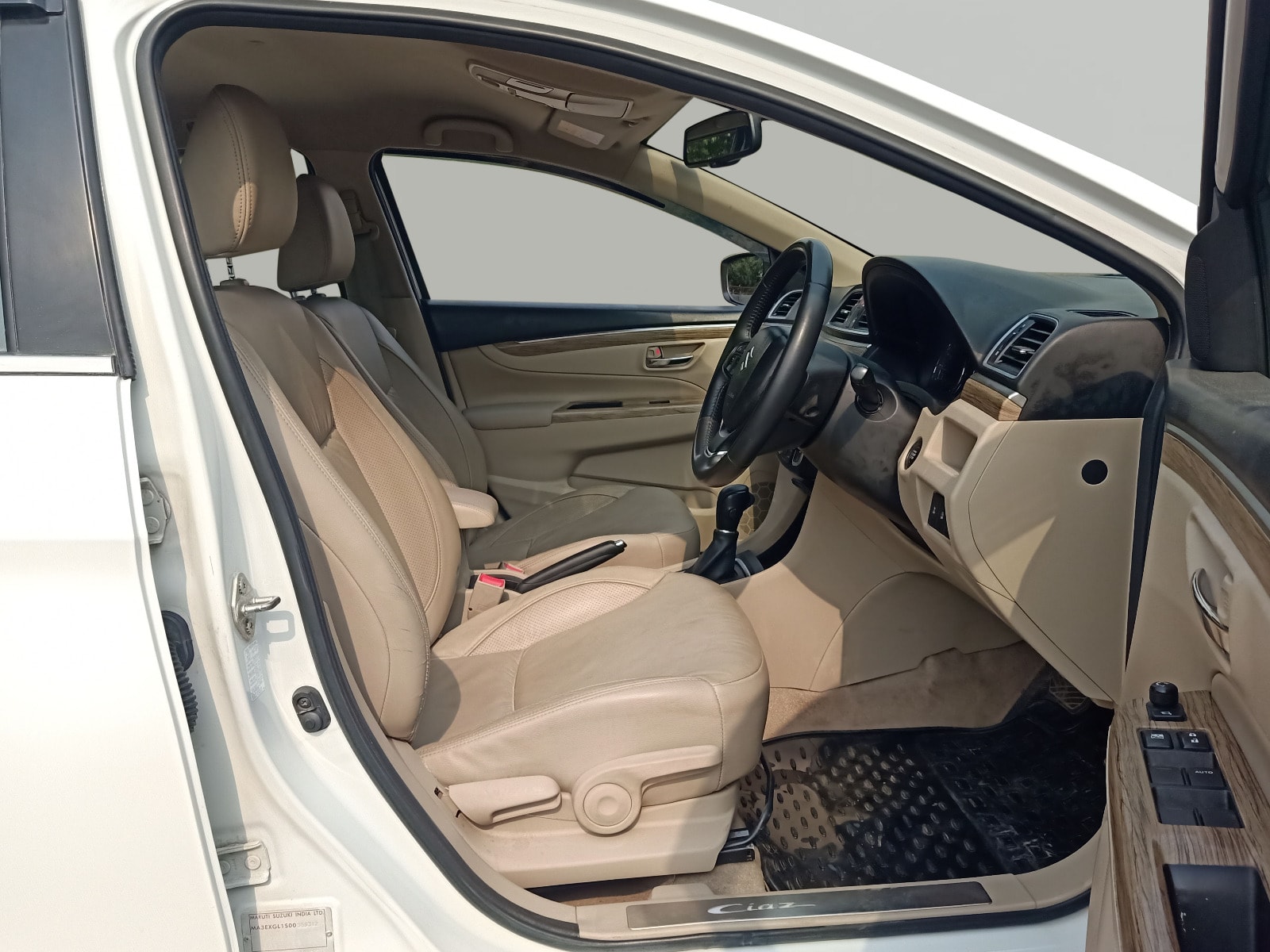 Ciaz image 14 Ciaz image 14