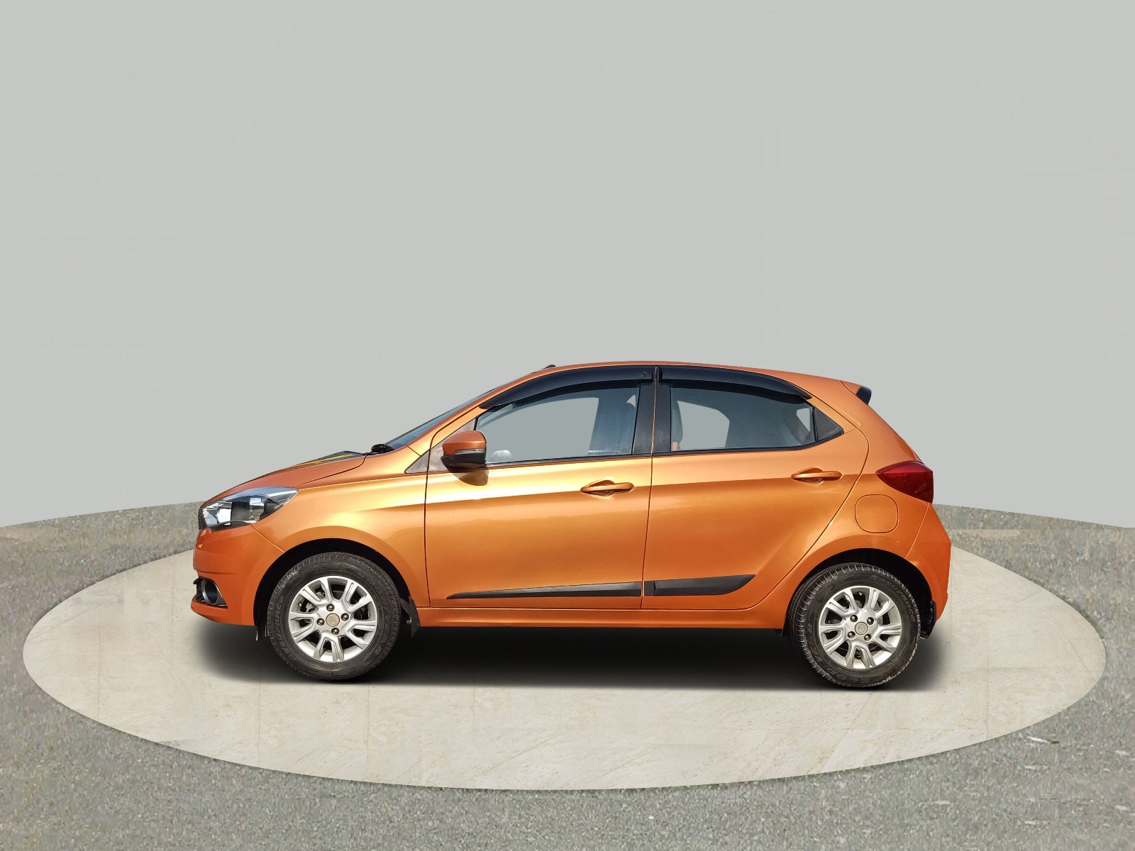 Tiago image 2 Tiago image 2