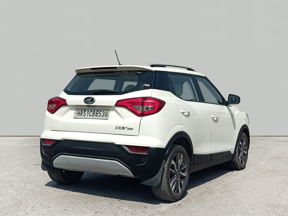 XUV300 image 5 XUV300 image 5