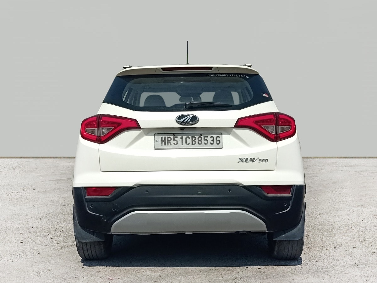 XUV300 image 4 XUV300 image 4