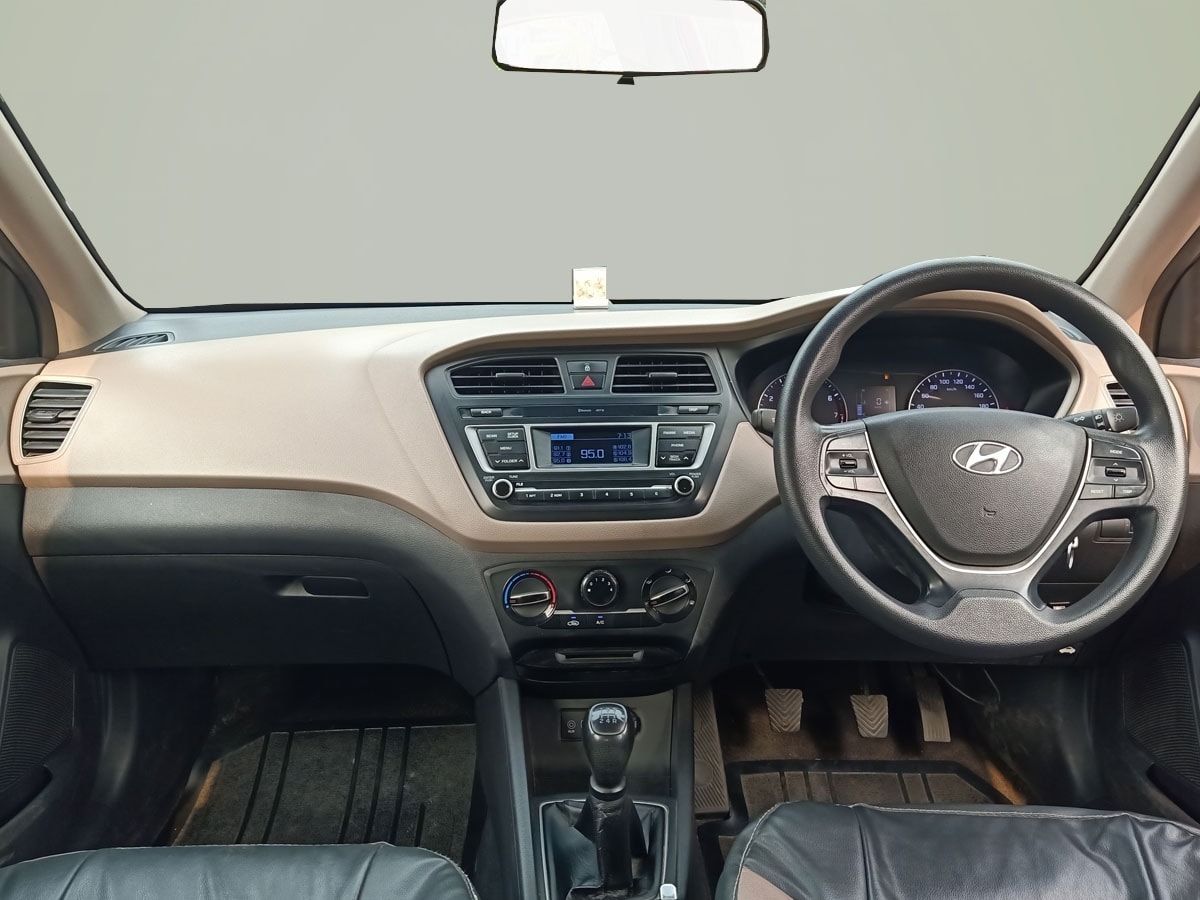 Elite i20 image 12 Elite i20 image 12