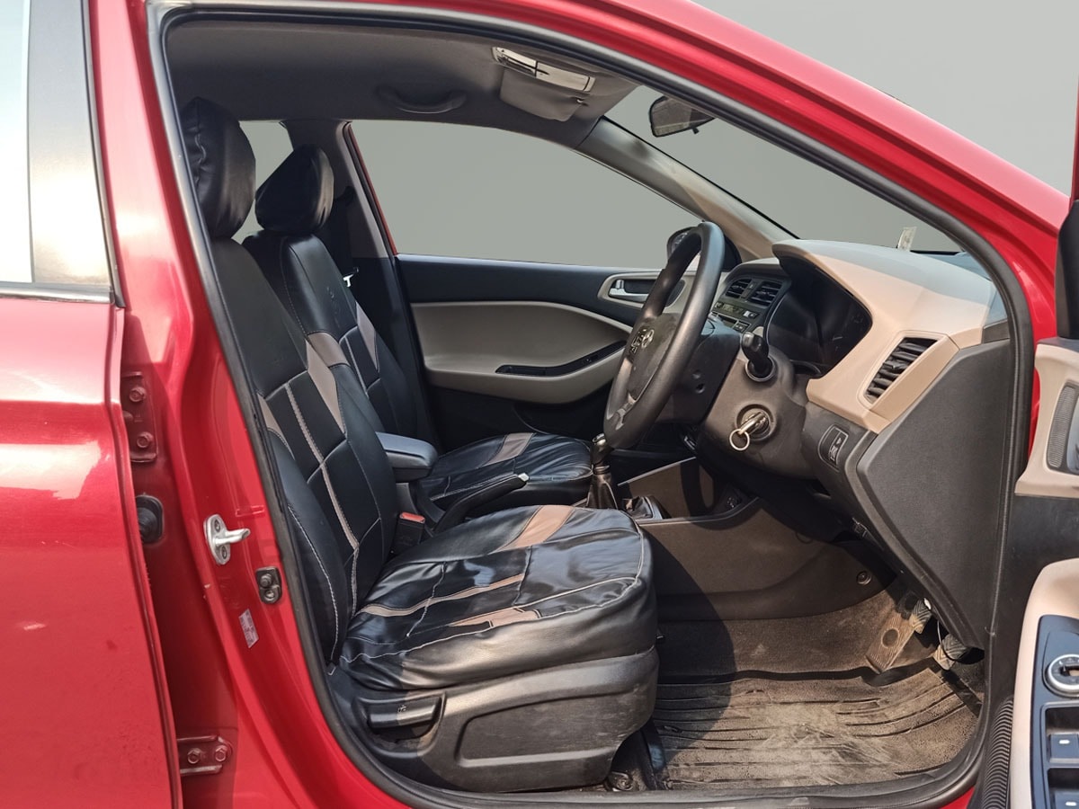 Elite i20 image 14 Elite i20 image 14