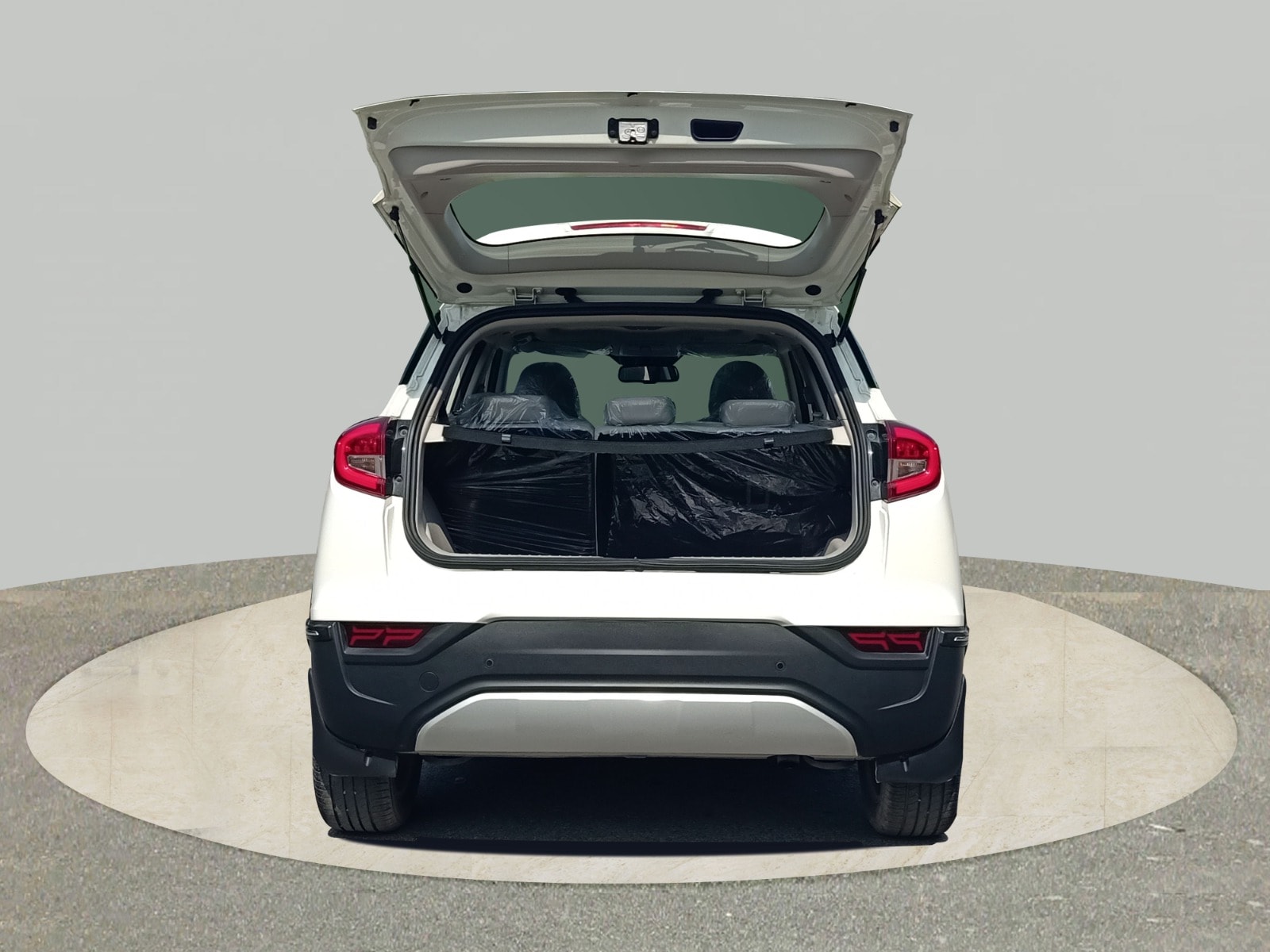 XUV300 image 10 XUV300 image 10