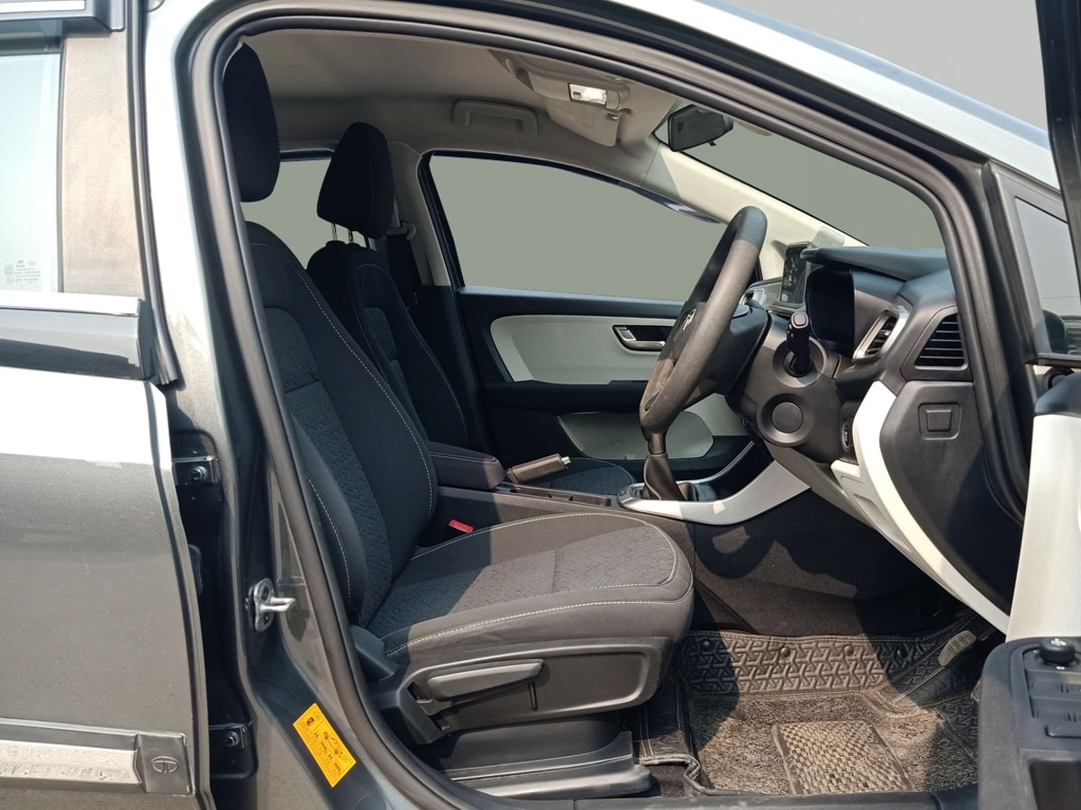 Altroz image 14 Altroz image 14