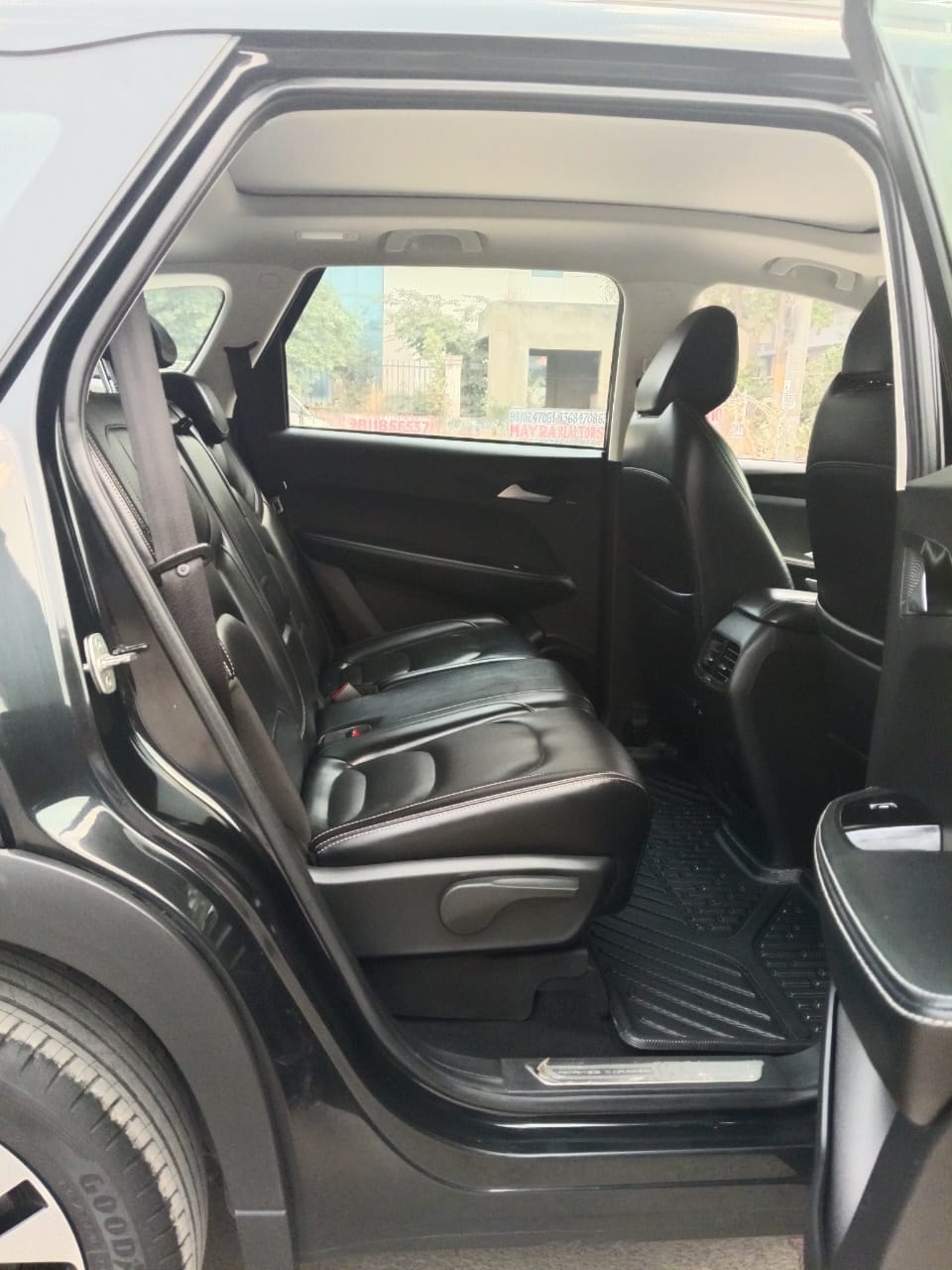 Hector image 16 Hector image 16