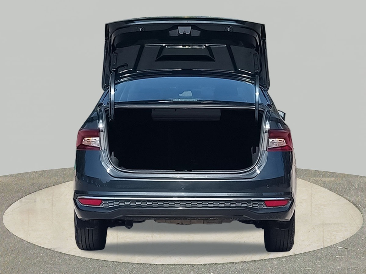 Slavia image 10 Slavia image 10