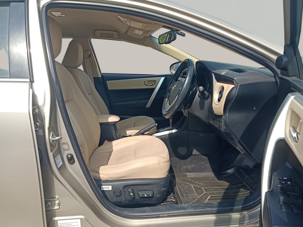 Corolla Altis image 14 Corolla Altis image 14