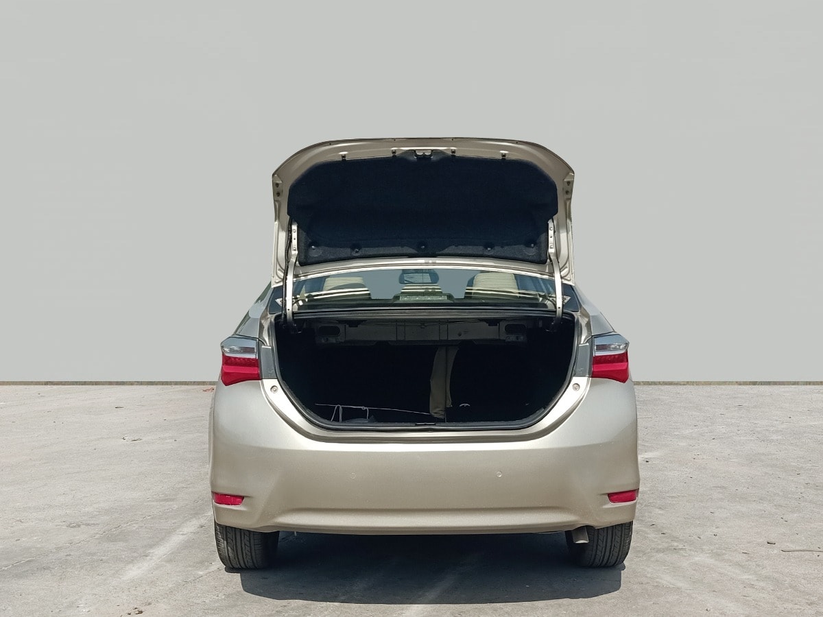 Corolla Altis image 10 Corolla Altis image 10