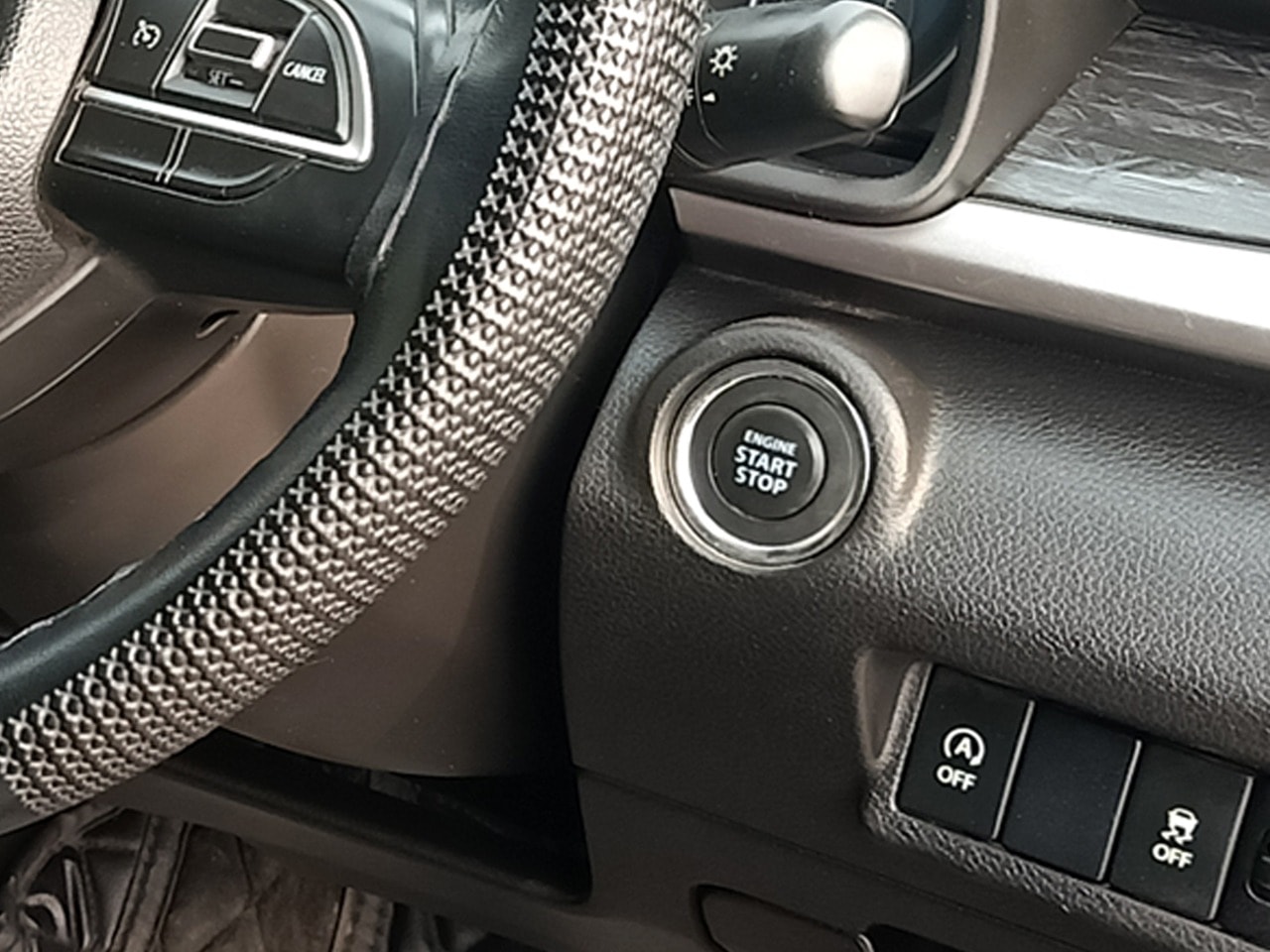 XL6 image 10 XL6 image 10