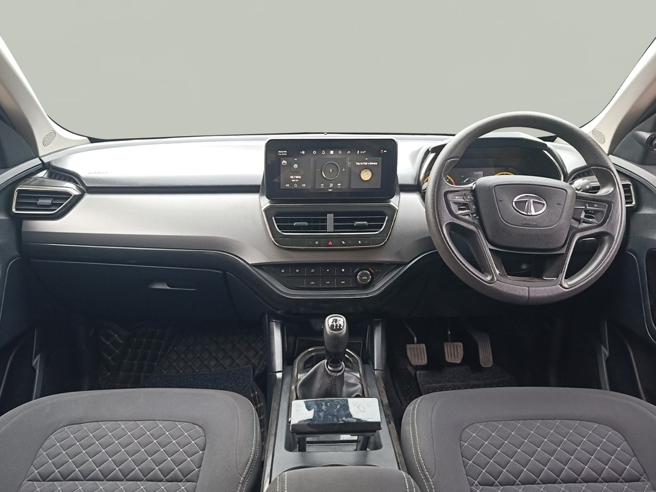 Used 2023 Tata Safari Used 2023 Tata Safari