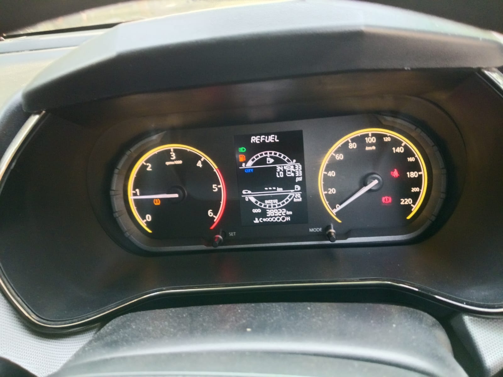 Used 2023 Tata Safari Used 2023 Tata Safari