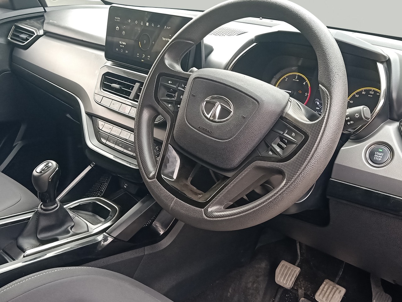 Used 2023 Tata Safari Used 2023 Tata Safari