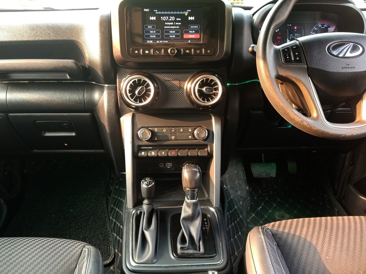 Used 2022 Mahindra Thar Used 2022 Mahindra Thar