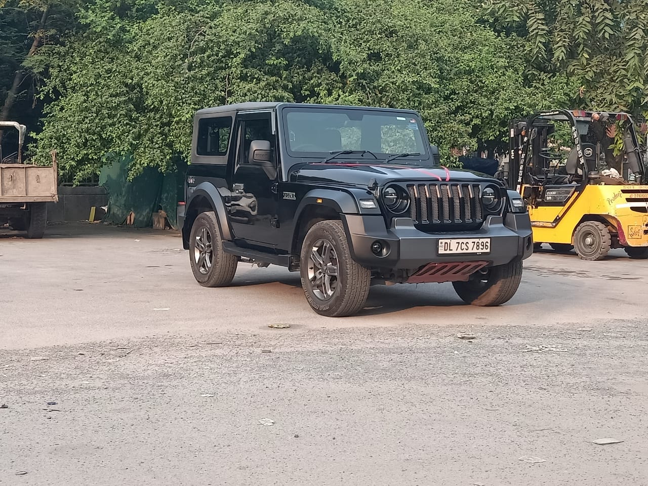 Used 2022 Mahindra Thar Used 2022 Mahindra Thar