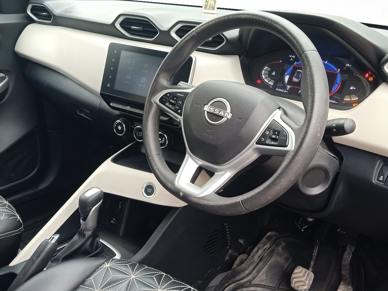 Used 2023 Nissan Magnite Used 2023 Nissan Magnite