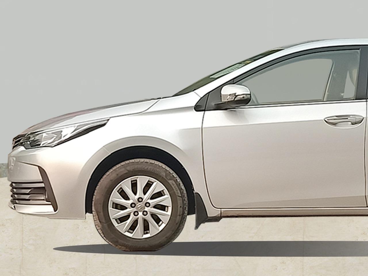 यूज़्ड 2019 टोयोटा कोरोला ऑल्टिस, Noida New Delhi 12 यूज़्ड 2019 टोयोटा कोरोला ऑल्टिस, Noida New Delhi 12