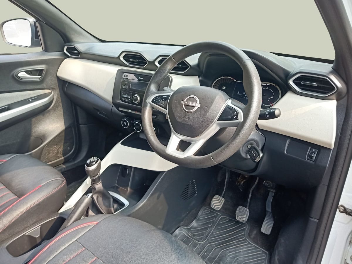 Used 2022 Nissan Magnite Used 2022 Nissan Magnite