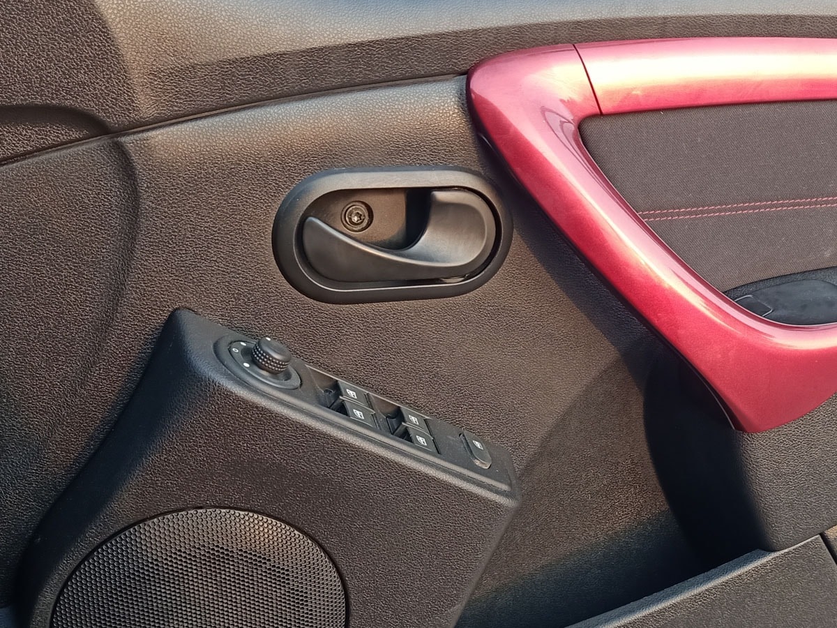 Duster image 17 Duster image 17