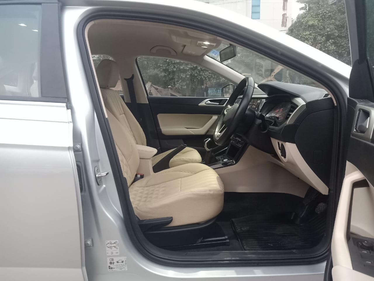 Used 2022 Volkswagen Virtus Used 2022 Volkswagen Virtus