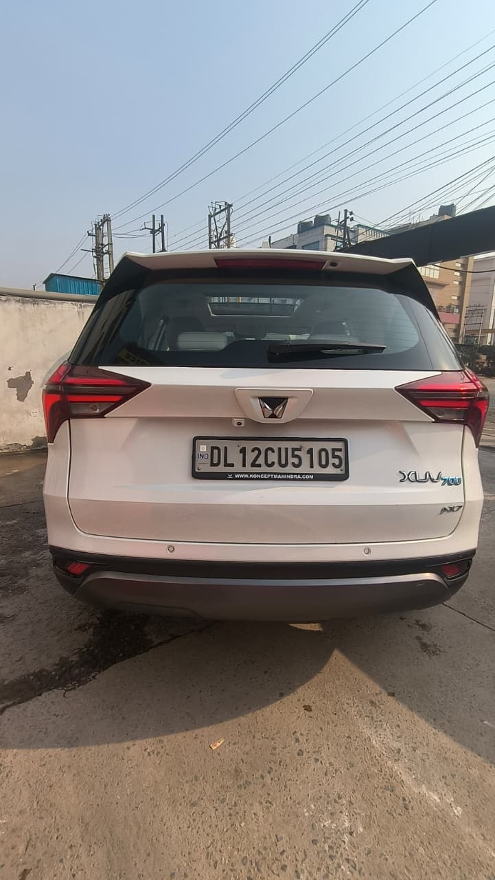 XUV700 image 4 XUV700 image 4