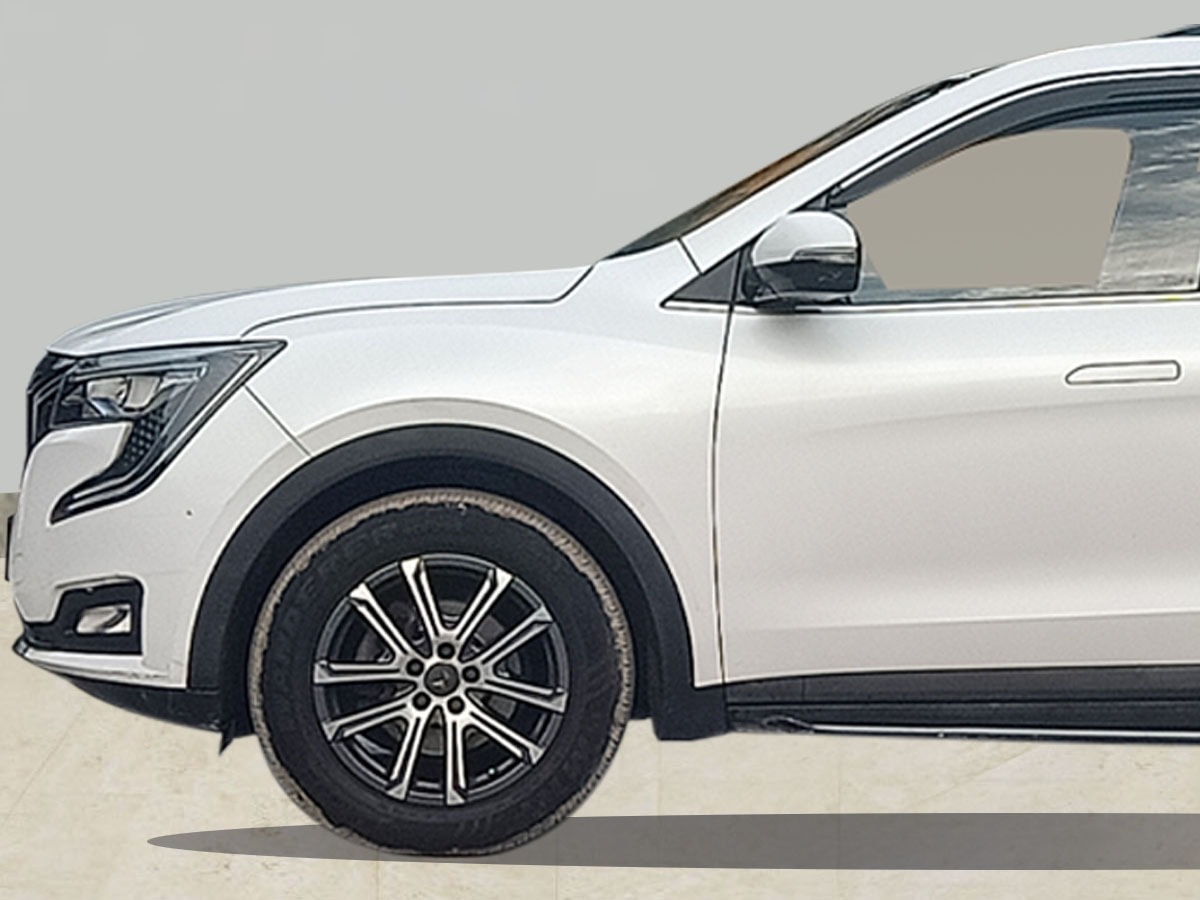 XUV700 image 9 XUV700 image 9