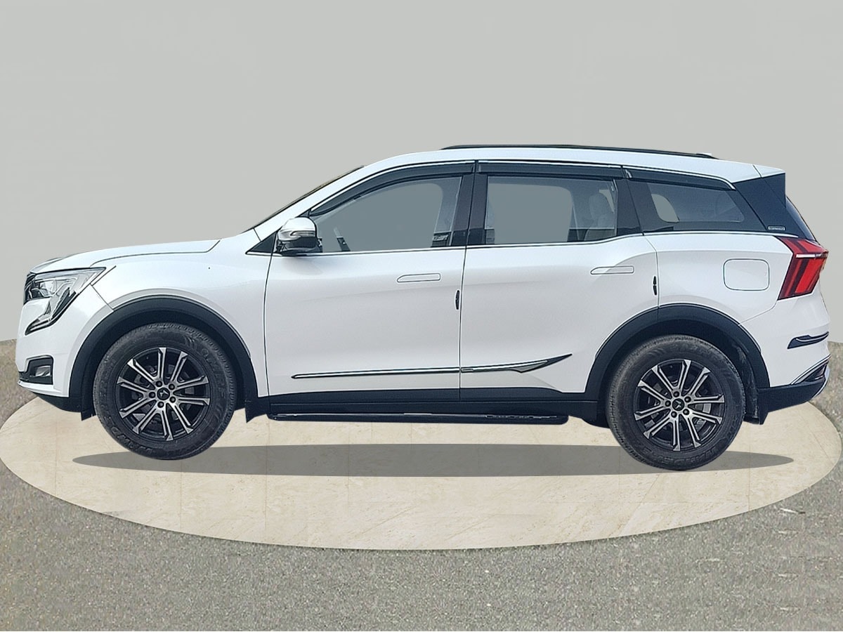 Used 2023 Mahindra XUV700 Used 2023 Mahindra XUV700