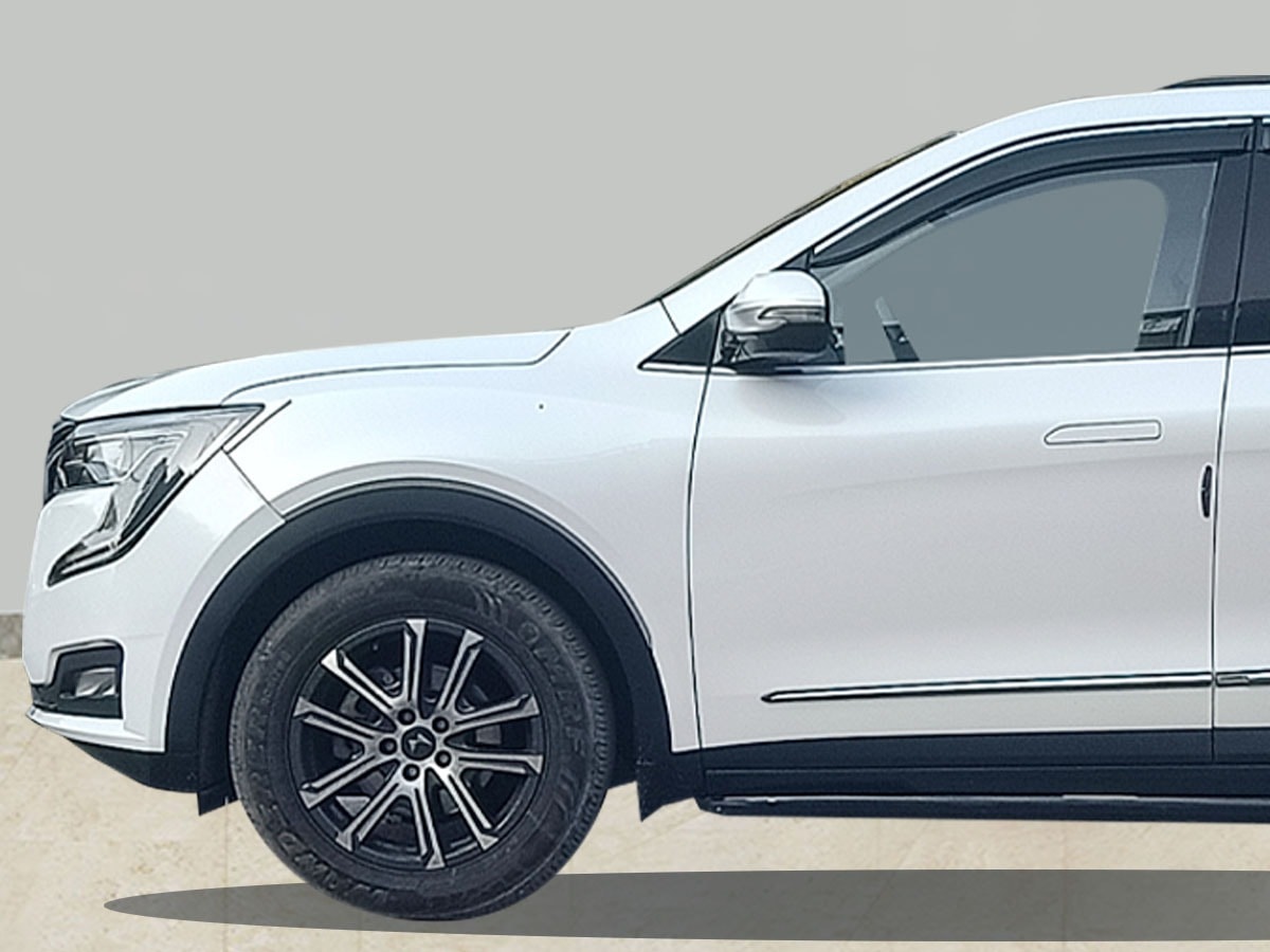 XUV700 image 9 XUV700 image 9