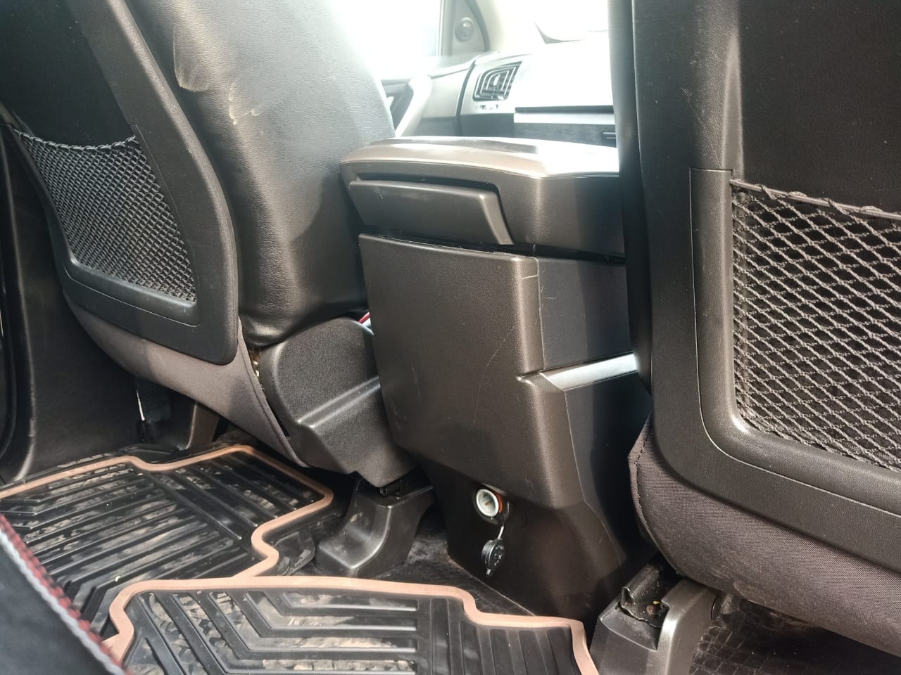 XUV500 image 8 XUV500 image 8