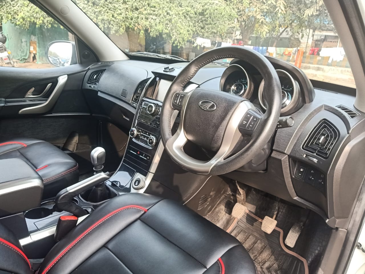 XUV500 image 3 XUV500 image 3