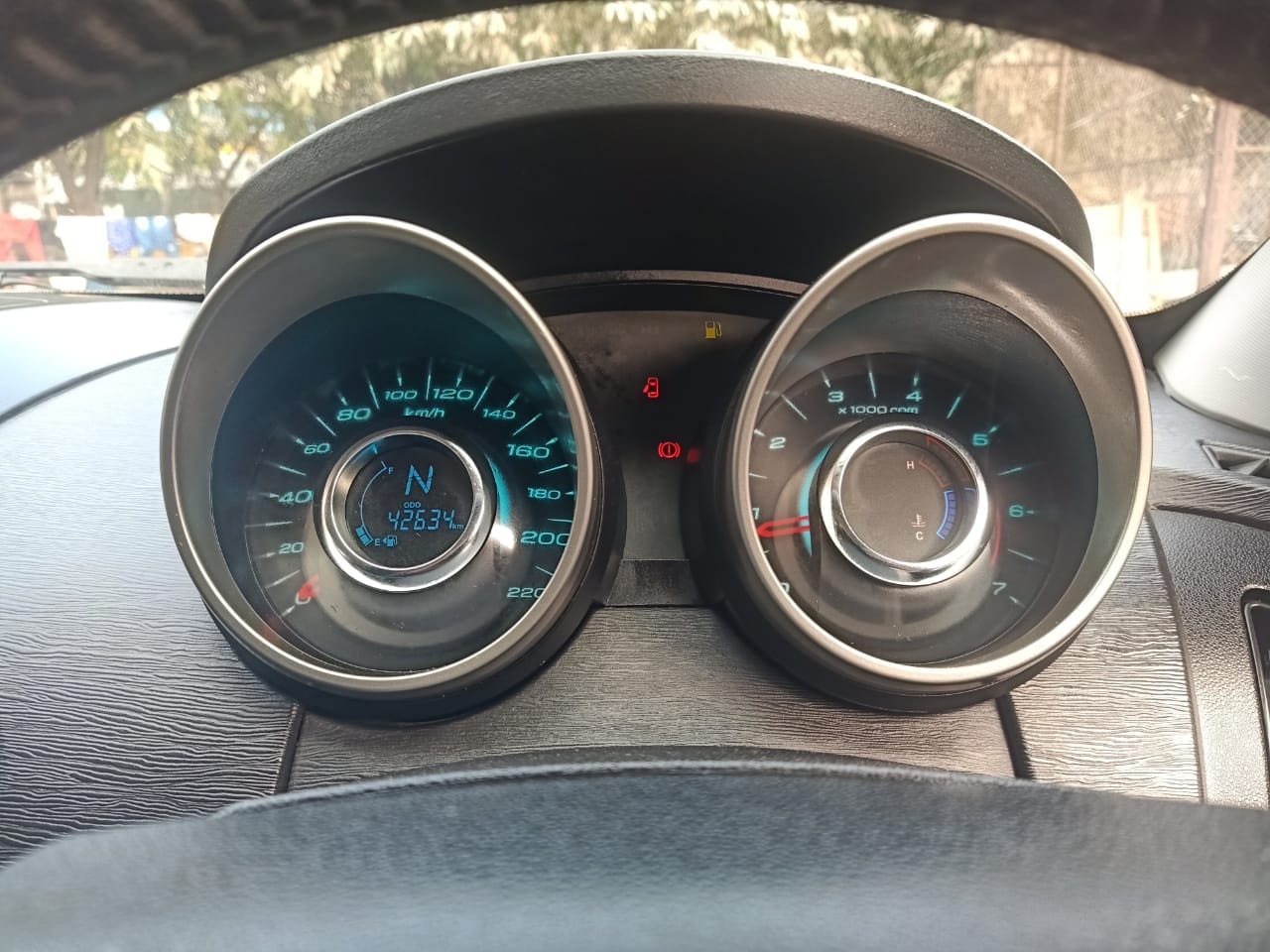 XUV500 image 5 XUV500 image 5