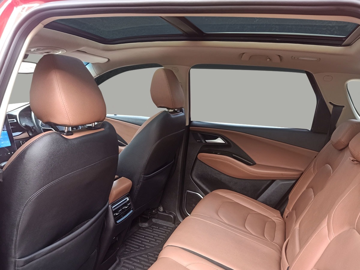 Used 2023 MG Hector Plus Used 2023 MG Hector Plus