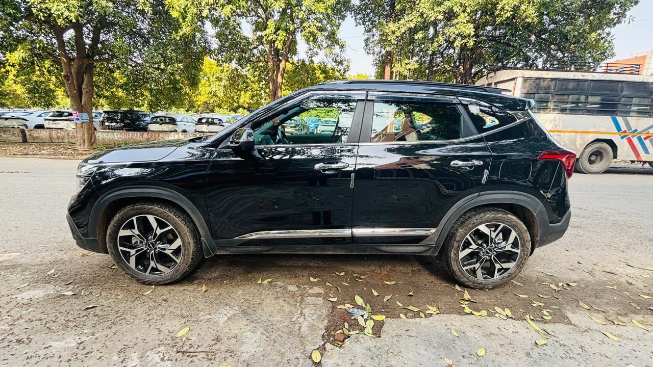 Seltos image 2 Seltos image 2