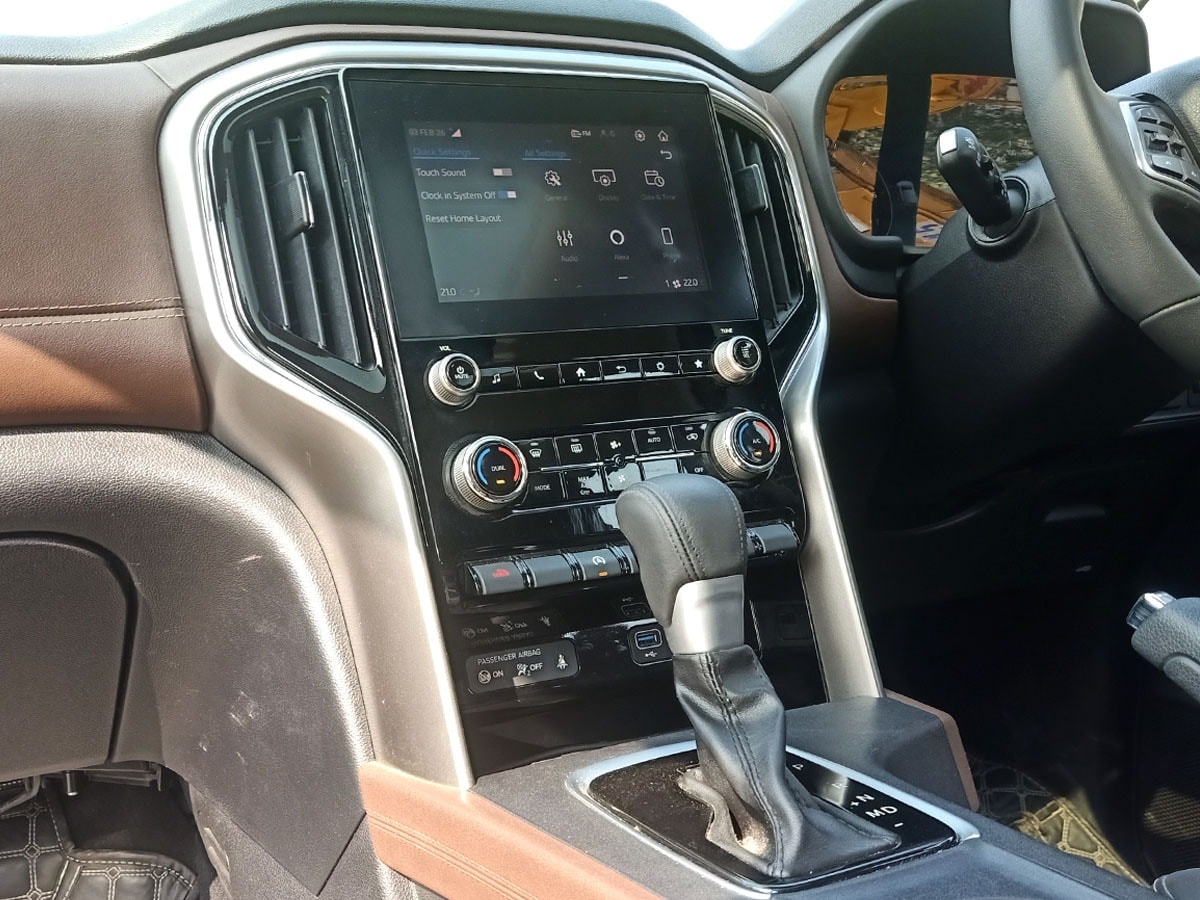 Scorpio-N image 16 Scorpio-N image 16