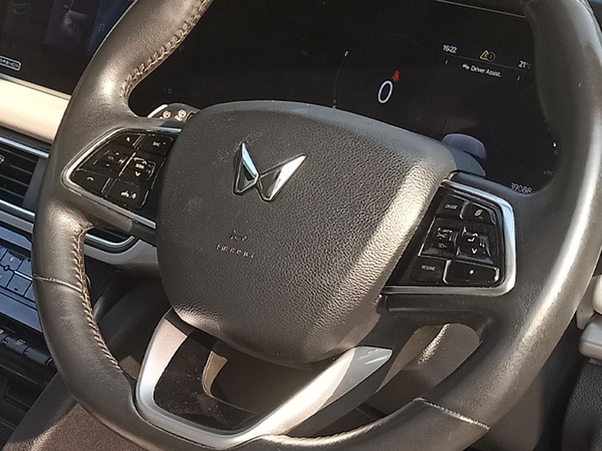 XUV700 image 13 XUV700 image 13