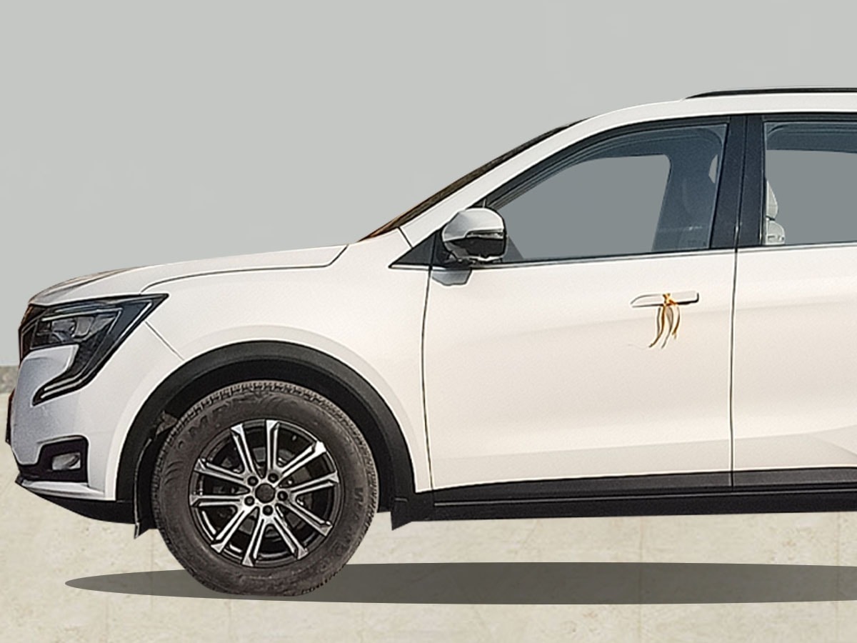 XUV700 image 9 XUV700 image 9