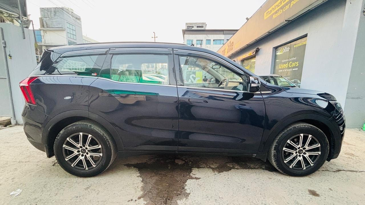 Used 2022 Mahindra XUV700 Used 2022 Mahindra XUV700