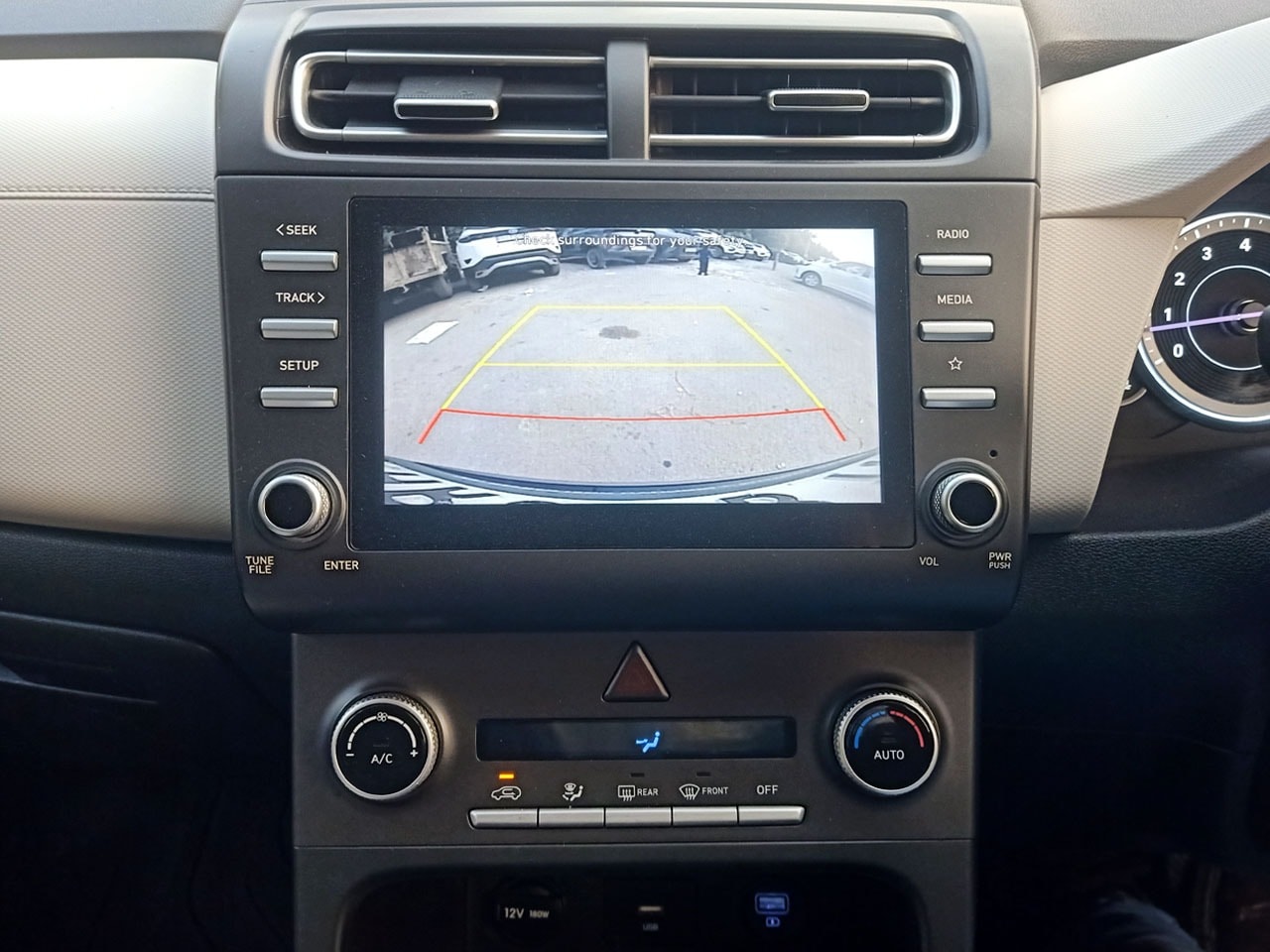 Creta image 4 Creta image 4