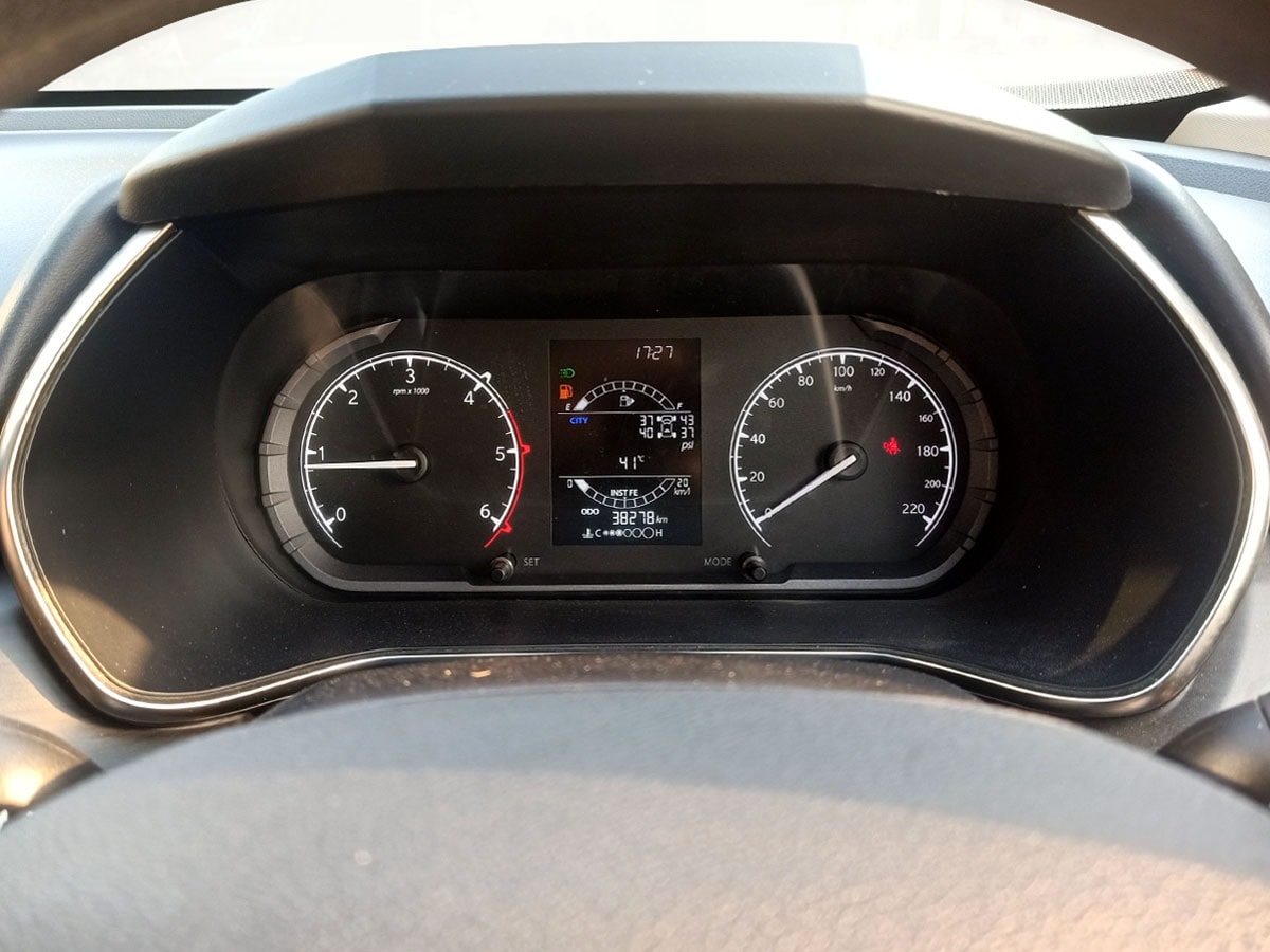 Used 2022 Tata Safari Used 2022 Tata Safari