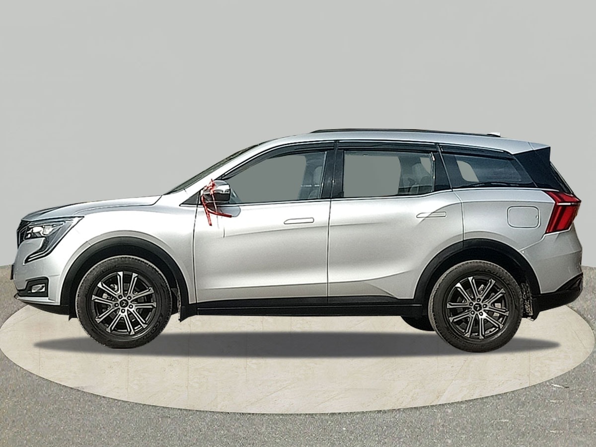 Used 2022 Mahindra XUV700 Used 2022 Mahindra XUV700